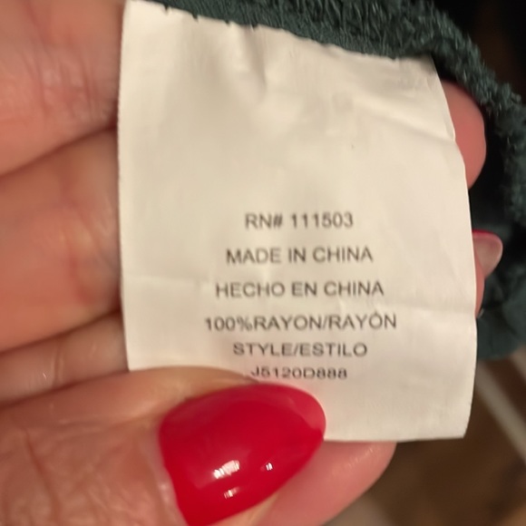 ☘️Tie Front Top - Picture 9 of 9